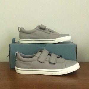 Kids Tom’s Sneakers